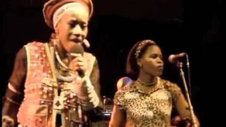 Busi Mhlongo Live Zithin' izizwe live at Nantes & Roskilde