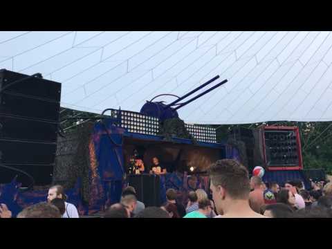 Hardstyle Mafia Playing: Septyme - Telepathic Chemistry @ Defqon.1 2016