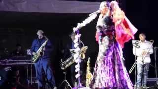 preview picture of video 'Lila Downs  canta Cucurrucú paloma en Malinalco'