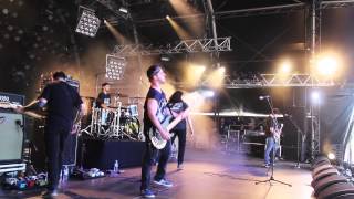 Twitching Tongues - Disharmony (Live from Hellfest 2015)