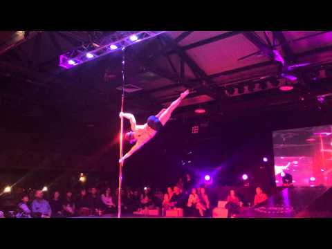 Moisés Ahurey - Gravity First Fifth Edition 2014