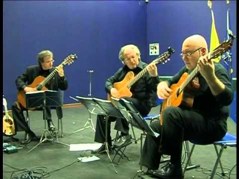 "La Calvaruso" (Tarantella Siciliana) Trio 18 Corde - Live