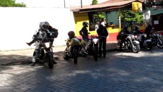 preview picture of video 'Galera na Lapa - PR, depois do Motofest em Rio Negro...'
