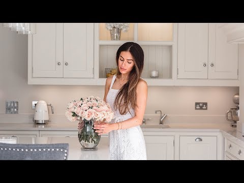 春の大掃除と春のファッション＆ビューティー・ヘアスタイル｜リディア・エリーゼ・ミレン (SPRING CLEANING THE HOUSE AND SPRING FASHION & BEAUTY HAUL | Lydia Elise Millen)