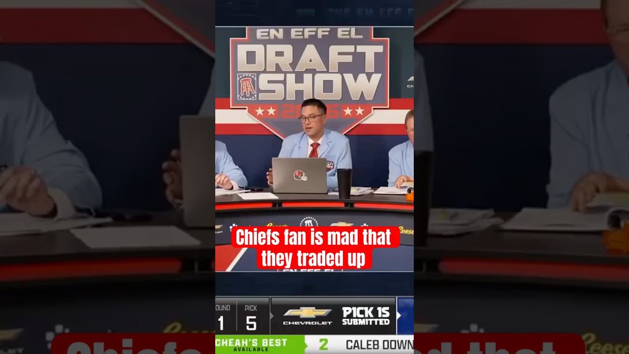 Being a Chiefs fan is so hard. Please keep them in your thoughts @experian