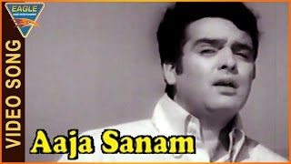 Aaja Sanam