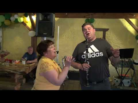 Kvintet Slučajni muzikanti - Čez zelene trate (v živo)