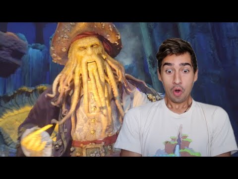 THE PIRATES RIDE AT SHANGHAI DISNEYLAND IS AMAZING!