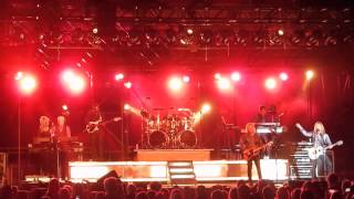 Dennis DeYoung peforms &quot;Too Much Time on My Hands&quot; in Mansfield, Ohio