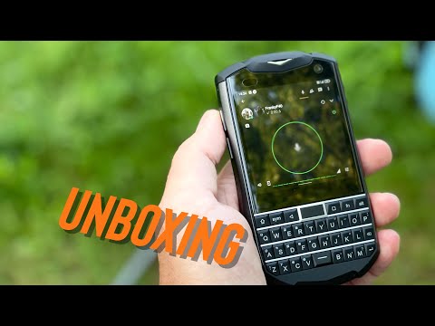 TITAN pocket By Unihertz Unboxing Video Zello Funk