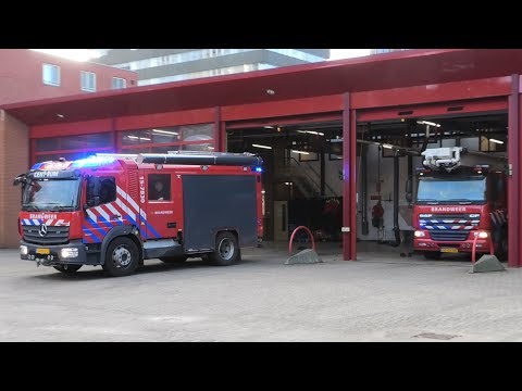 Hulpdiensten met Spoed onderweg naar en van meldingen in Den Haag en Delft
