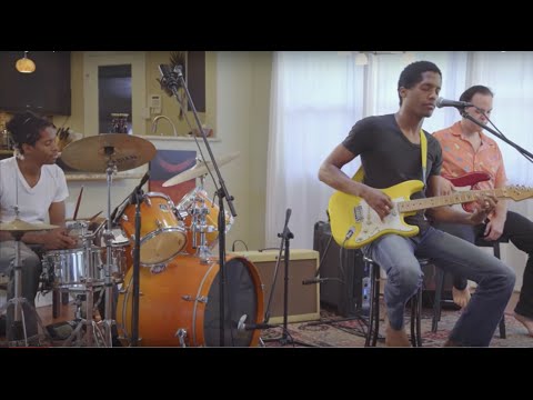 Ron Artis II and The Truth - The Pit (HiSessions.com Acoustic Live!)