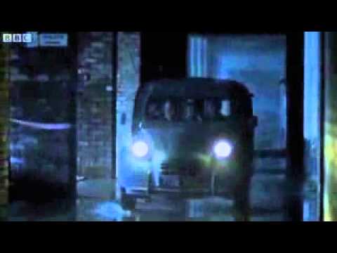 ヤングドラキュラ - BBCシリーズ - シーズン4 Ep 11 "Bootiful Breathers" (Young Dracula - BBC Series - Season 4 Ep 11 "Bootiful Breathers")