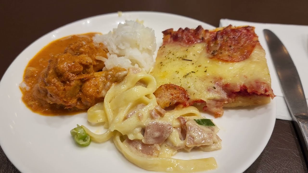 The Emirates Lounge thumbnail