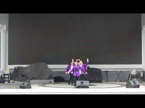 181013 Wanna One (워너원) - 활활 (Burn It Up) by COiN