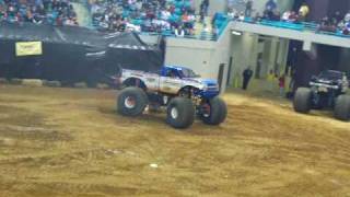 preview picture of video 'Crash at Monster Truck 2009 - Florence, SC'