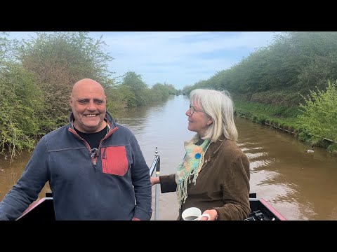 A Taste Of Honey - Exploring the Sweet Life of Narrowboat Canal Living - Ep188