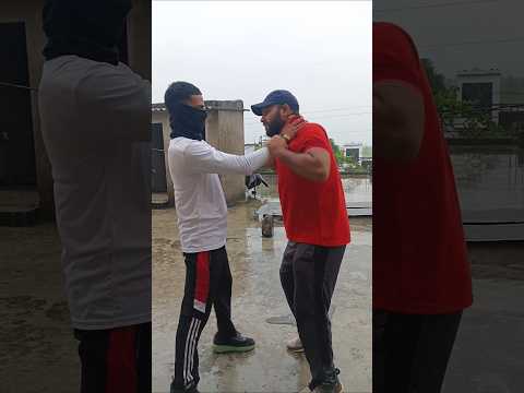 Double Hand Neck Hold Defense 😱🥋#explore#selfdefence#viral#judo#selfdefense
