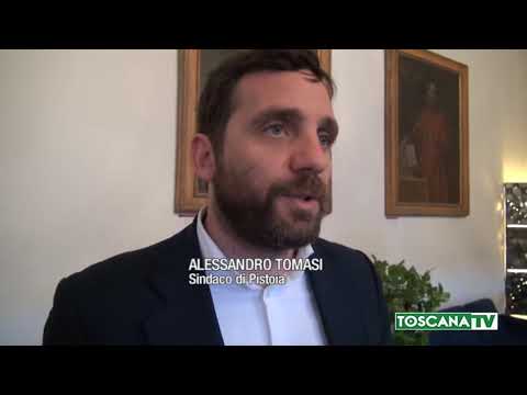 2018-11-20 PISTOIA - NATALE MONUMENTI ILLUMINATI E SCULTURE