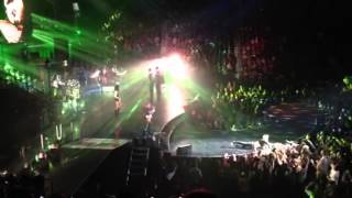 Pink - 18 wheeler - montreal