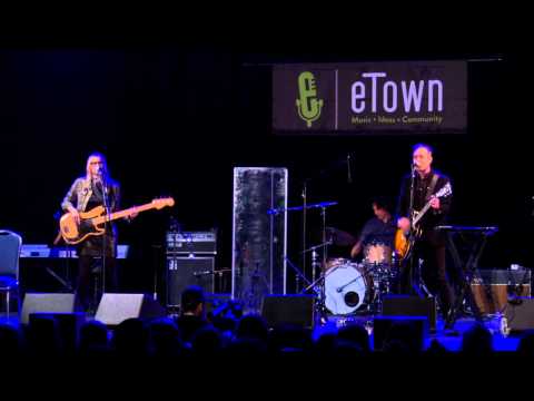 The Both - "Volunteers of America" (eTown webisode #761)