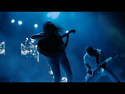 Play video