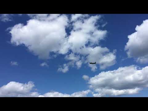 AirExpo 2022: A1 Skyraider flyby