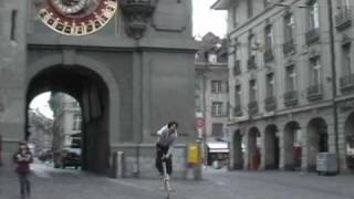 preview picture of video 'Philipp's Freestyle Unicycling : Sightseeing on unicycle - in Bern'