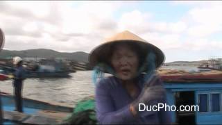 preview picture of video 'Quảng Ngãi - Người Dân Nói Về Cửa Biển Sa Huỳnh'