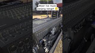 Download lagu Penampakan mixer buat live music, panjang banget 😳. #penampakan #mixeraudio #mixerdigital #wow #alat mp3 Download lagu Penampakan mixer buat live music, panjang banget 😳. #penampakan #mixeraudio #mixerdigital #wow #alat mp3