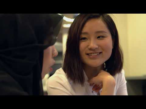 Meet Evelyn (English version)