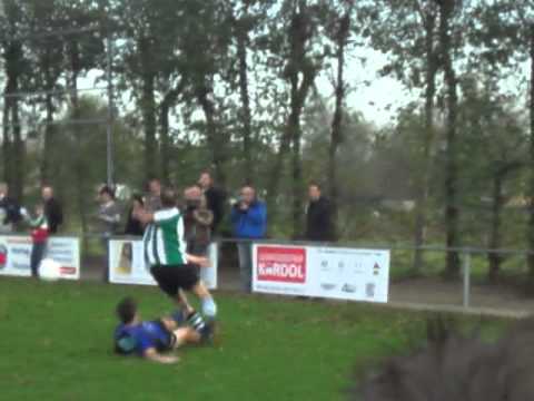 vv Tricht laat de kans op een PSV - Feyenoord uitslag liggen.