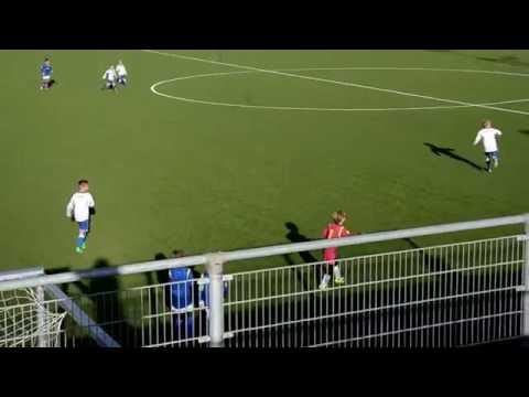 Weesp jo8.1 - Hillegom - Verdedigen Mick en Jasper