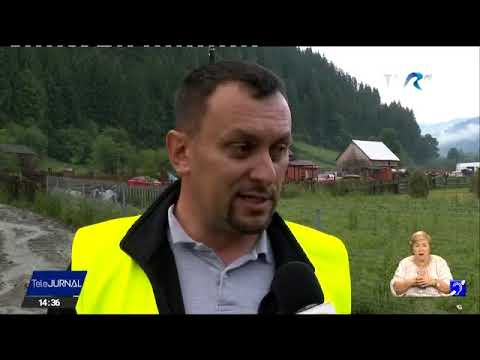 Sute de gospodării inundate, drumuri distruse de viituri în Bacău, Harghita și Galați