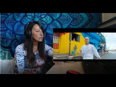 PSICOLOGA REACCIONA A Dani - A Mi Lado (Official Video)