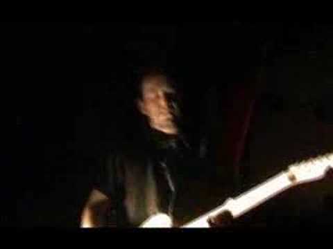 Don't Mess With Texas - He Builds Houses Like Trees (Live)