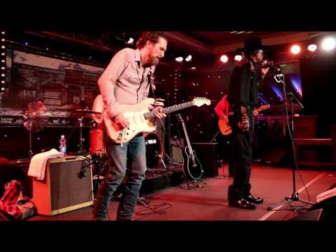 Lazy Lester & The Moeller Brothers - "Scratch My Back'" [Lucerne 11/11/2016]