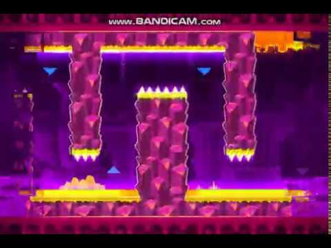 Duncan plays Geometry dash and tries to pass invisible Fingerdash !!!