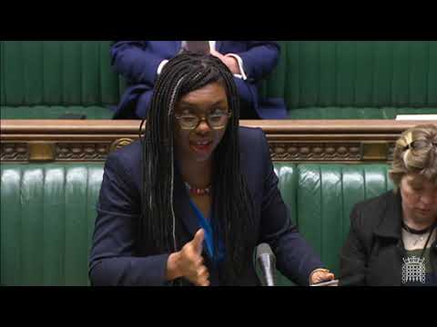 Kemi Badenoch beantwoordt vragen in het Lagerhuis over genderbeleid — december 2023