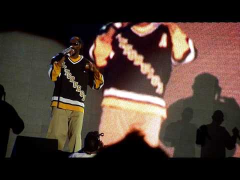 Snoop Dogg with Tha Dogg Pound Live 2