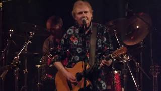 Strawbs - Autumn/Hero &amp; Heroine/Out in the Cold/Round &amp; Round (Live in Montreal)