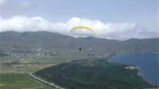 preview picture of video 'Paragliding, Armenia, Lake Sevan'
