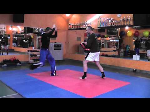 KTSF #II 02 Kickboxtechniken - Frontalkick - Kampfschule Sugambrer Fightclub Würzburg