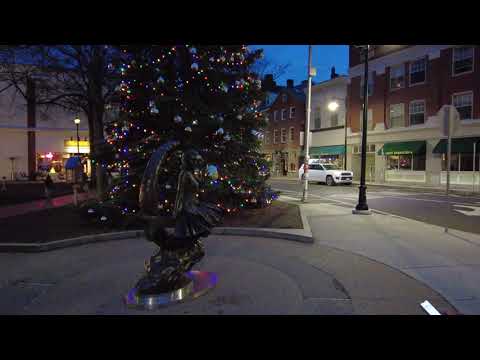 🎄Salem MA Downtown/Essex St. Mall/Common Beautiful Christmas Walk at Dusk. North Shore MA