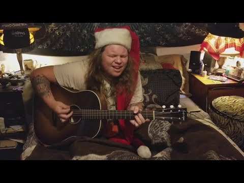 Marcus King performs "Slip Back" in bed | #Bedstock 2017