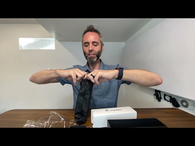 Best Adjustable Men's Ratcheting Belt Review - close-up view