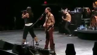 Red Hot Chili Peppers - C&#39;mon Girl (Charlottesville 2007)