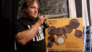 Video thumbnail for Tech On The Cheap - Simmons SD200 Electronic Drum Set! Unboxing and Review! Musicians Friend by UnBiased