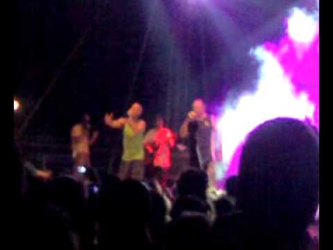 SUD SOUND SYSTEM "BISOGNO D'AMORE" LIVE FREE ROTOTOM UDINE.mp4