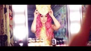 Jannika B - Itseni herra (tiiseri)